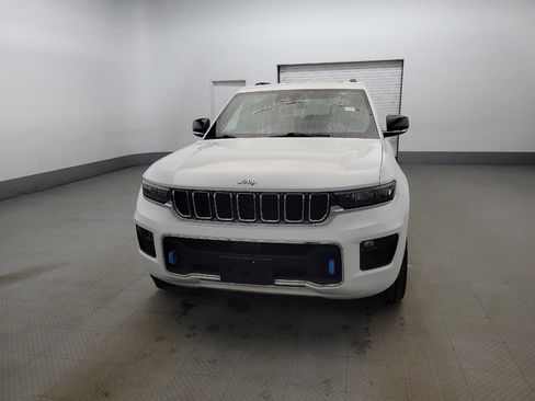 Used 2022 Jeep Grand Cherokee Overland w/ Luxury Tech Group IV image 15