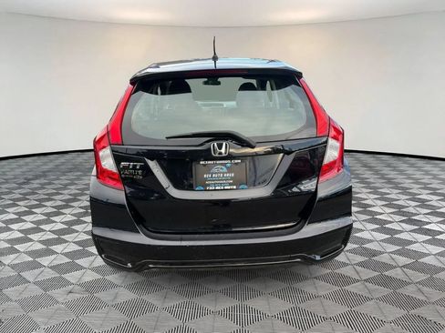 Used 2019 Honda Fit LX image 6