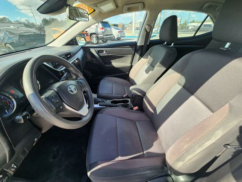 Used 2019 Toyota Corolla LE image 16