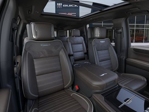 New 2026 GMC Yukon XL Denali Ultimate w/ LPO, Illumination Package AWD/4WD image 16