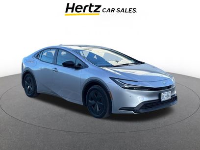 Used 2025 Toyota Prius LE