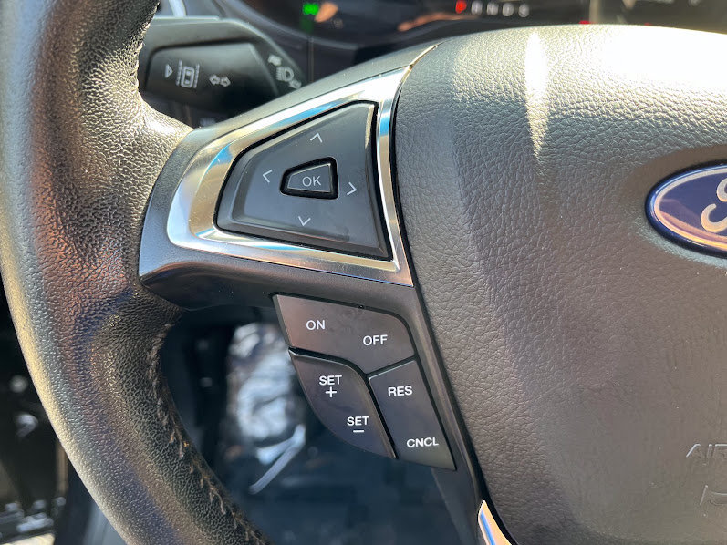Used 2022 Ford Edge SEL AWD/4WD image 14