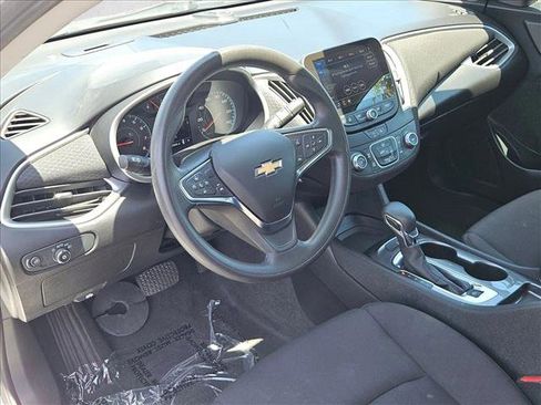 Used 2024 Chevrolet Malibu LS FWD image 12