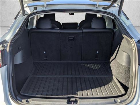 Used 2021 Tesla Model Y Long Range image 6