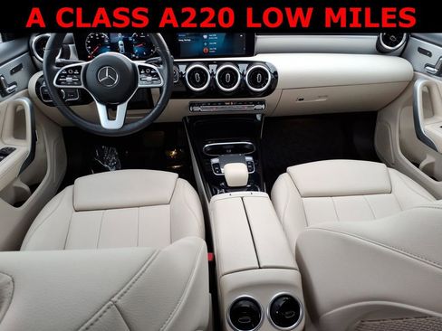 Used 2020 Mercedes-Benz A 220 4MATIC image 11