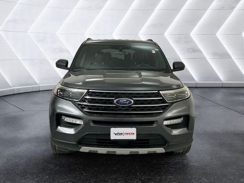 Used 2020 Ford Explorer XLT w/ Equipment Group 202A RWD image 2