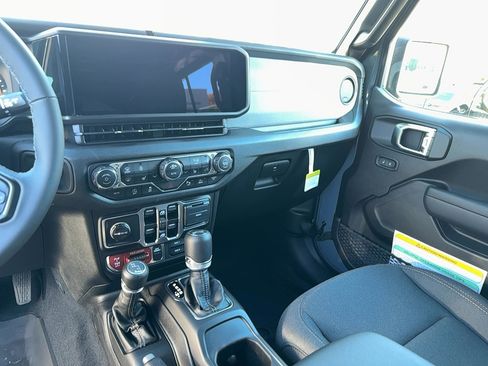 New 2026 Jeep Wrangler Unlimited Sport image 10