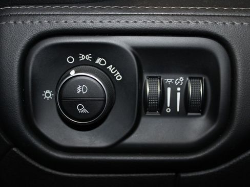 Used 2023 RAM 1500 Limited w/ Body Color Bumper Group image 46