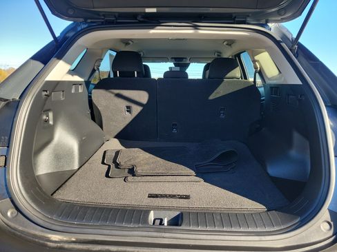 Used 2023 Kia Sportage LX image 17