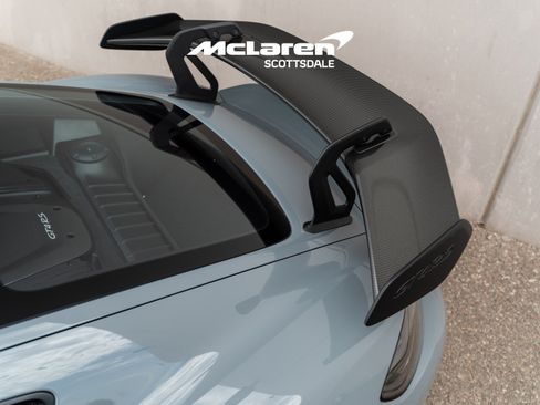 Used 2025 Porsche 718 Cayman GT4 RS w/ Weissach Package RWD image 34