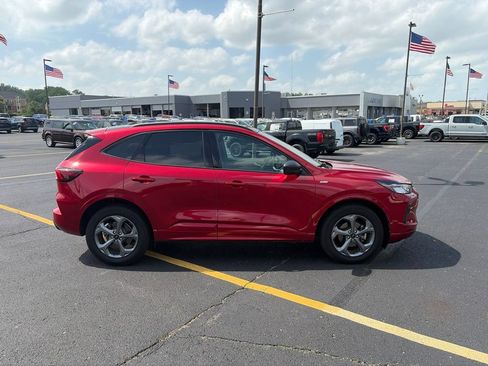 Used 2023 Ford Escape ST-Line w/ Tech Pack #1 AWD/4WD image 8
