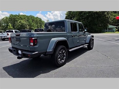 New 2025 Jeep Gladiator Sport w/ Premium Package image 35