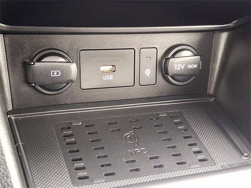 Used 2023 Hyundai Kona Limited w/ Winter Weather Package image 29