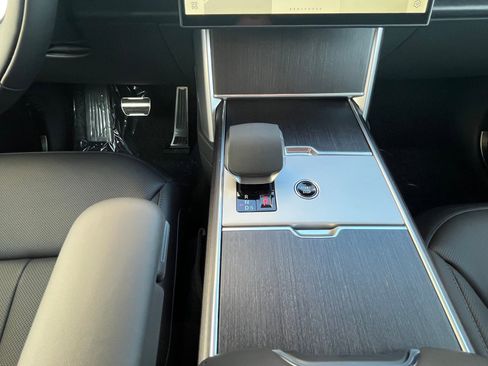 New 2026 Land Rover Range Rover SE AWD/4WD image 26