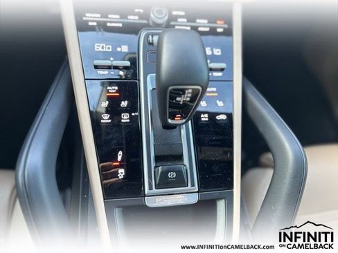 Used 2019 Porsche Cayenne S image 18