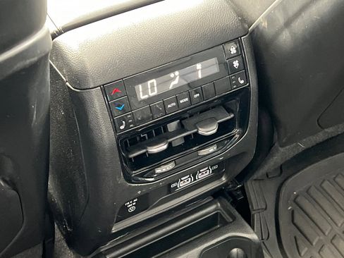 Used 2021 Jeep Grand Cherokee L Limited image 44