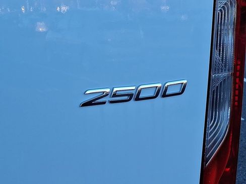 New 2025 Mercedes-Benz Sprinter 2500 image 17