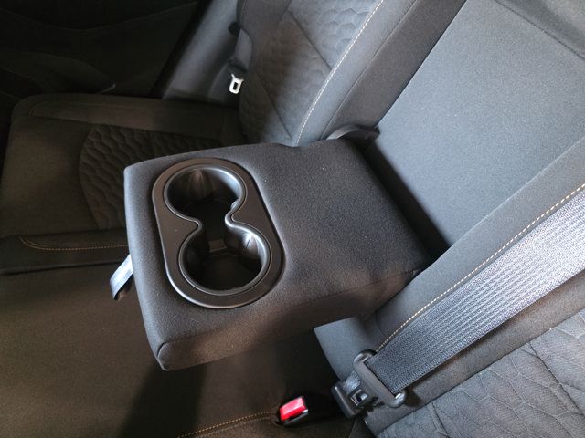 Used 2020 Chevrolet Equinox LT w/ Driver Convenience Package FWD image 28