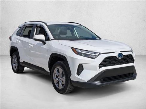 Used 2023 Toyota RAV4 XLE image 3