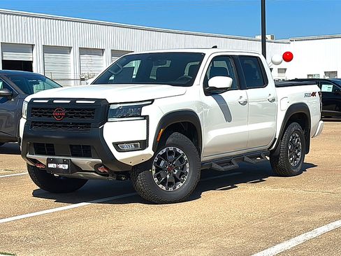 New 2026 Nissan Frontier PRO-4X w/ Pro Premium Package image 2