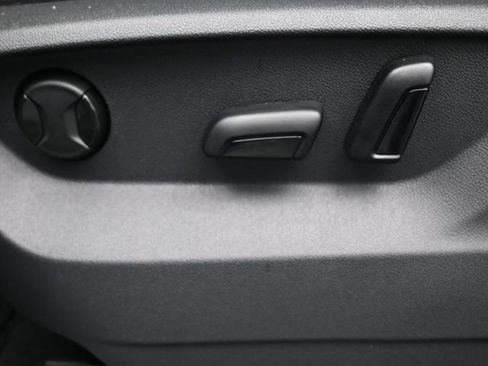 New 2026 Volkswagen Atlas SE FWD image 33