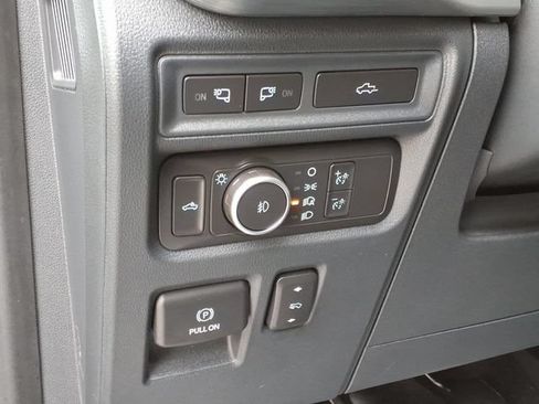 Used 2022 Ford F150 Lariat w/ Equipment Group 502A High AWD/4WD image 27
