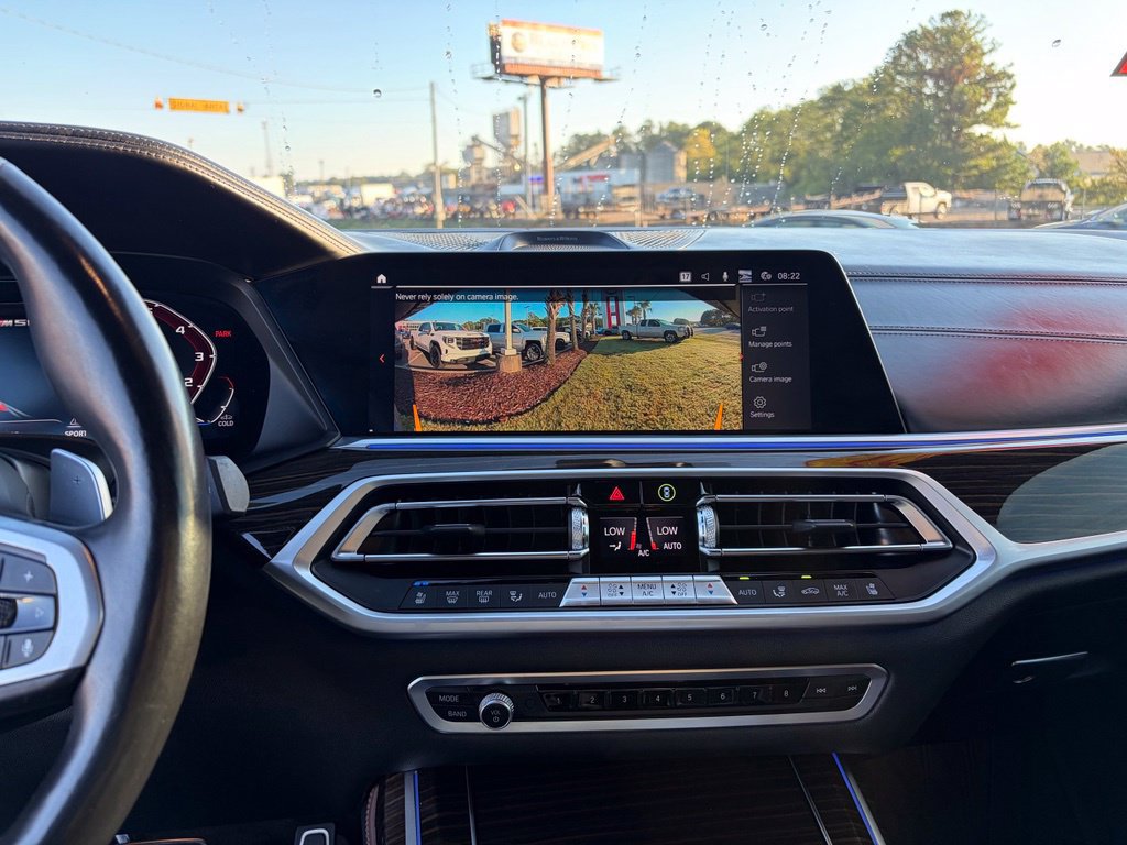 Used 2021 BMW X7 M50i w/ Dynamic Handling Package AWD/4WD image 25