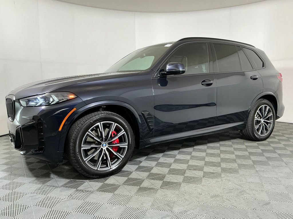 Certified 2026 BMW X5 xDrive40i w/ M Sport Package AWD/4WD image 2