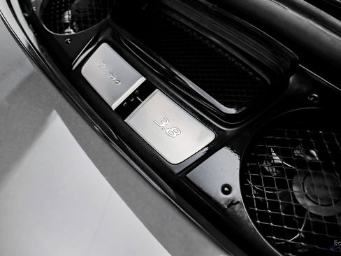 Used 2017 Porsche 911 Turbo image 99