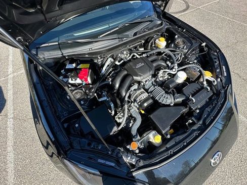Used 2024 Toyota GR86 Premium image 30