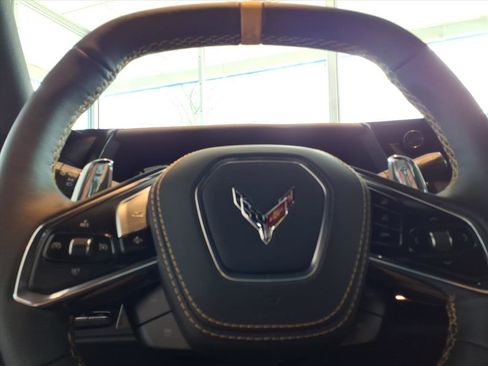 New 2026 Chevrolet Corvette Stingray Preferred Cpe w/ Z51 Performance Package RWD image 9