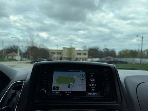 Used 2017 Dodge Grand Caravan GT w/ Safety Sphere Group image 15