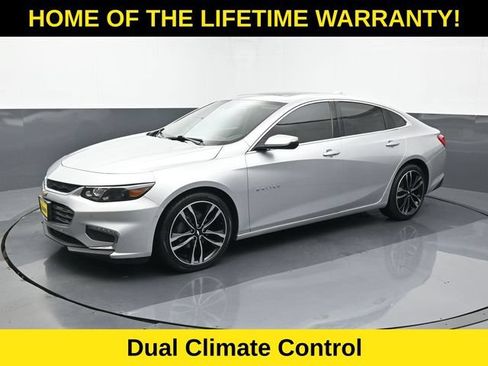 Used 2016 Chevrolet Malibu Premier w/ Driver Confidence Package II FWD image 10