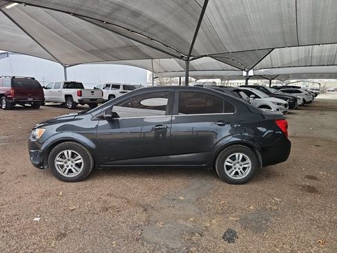 Used 2015 Chevrolet Sonic LT image 2