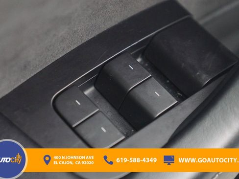 Used 2021 Tesla Model 3 Standard Range Plus image 19