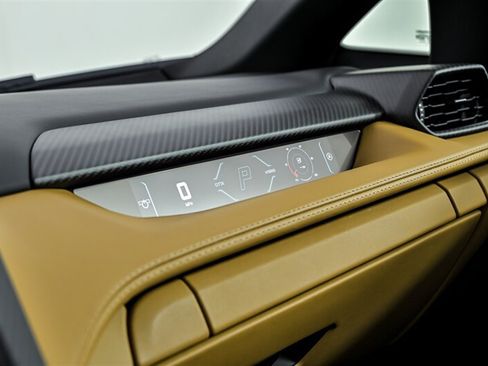 Used 2024 Lamborghini Revuelto AWD/4WD image 73