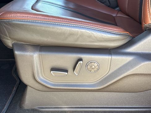 Used 2019 Ford F150 King Ranch w/ Equipment Group 601A Luxury AWD/4WD image 16