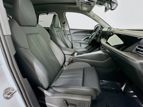 New 2025 Audi Q5 Premium Plus image 8