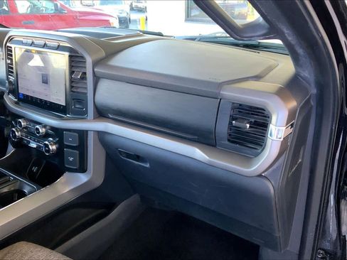 Used 2024 Ford F150 XLT w/ Mobile Office Package image 18
