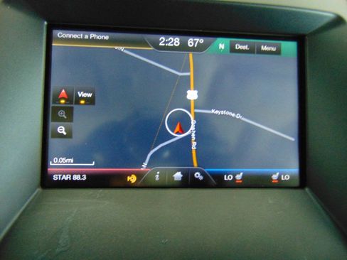Used 2015 Ford Edge Titanium w/ Equipment Group 301A AWD/4WD image 17