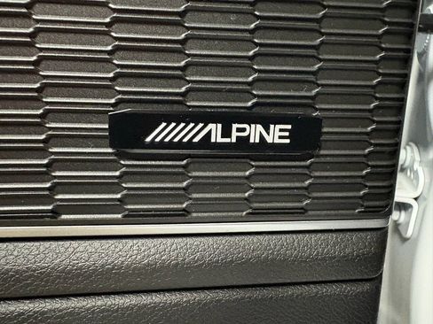 Used 2023 Jeep Grand Cherokee Trailhawk image 30