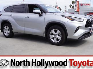 Used 2024 Toyota Highlander LE AWD/4WD video 1