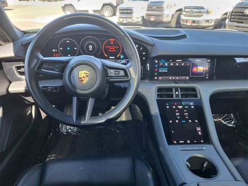 Used 2022 Porsche Taycan 4 Cross Turismo w/ Premium Package image 17
