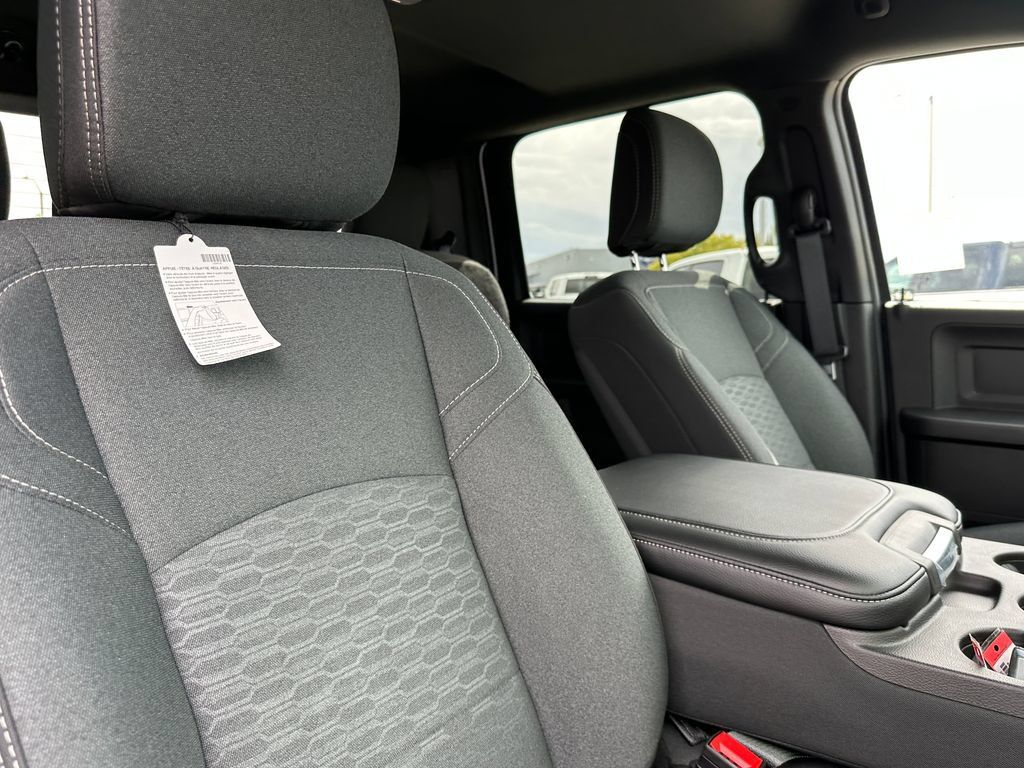 New 2026 RAM 3500 Tradesman AWD/4WD image 12