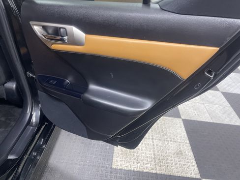 Used 2017 Lexus CT 200h w/ Accessory Package 2 image 19