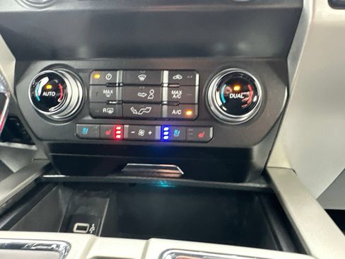 Used 2019 Ford F150 Lariat w/ Equipment Group 502A Luxury AWD/4WD image 73