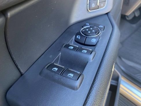 Certified 2024 Ford Expedition Max XLT image 20