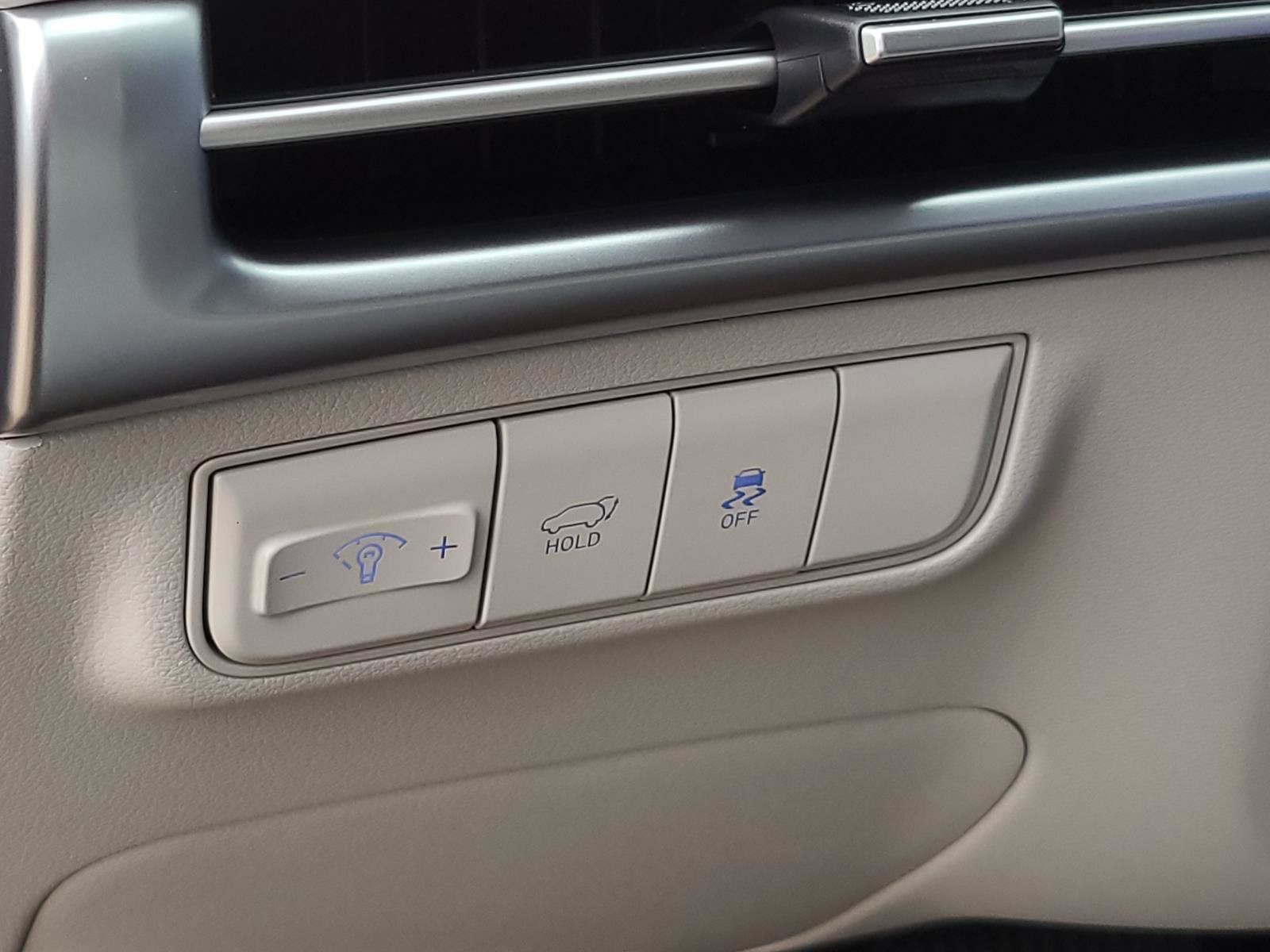 New 2026 Hyundai Tucson SEL FWD image 16