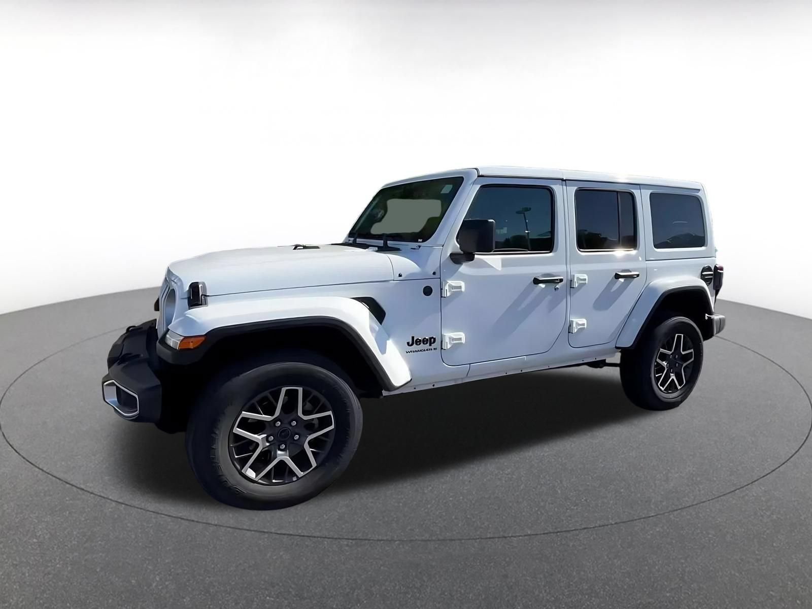 Used 2025 Jeep Wrangler Unlimited Sahara AWD/4WD image 7