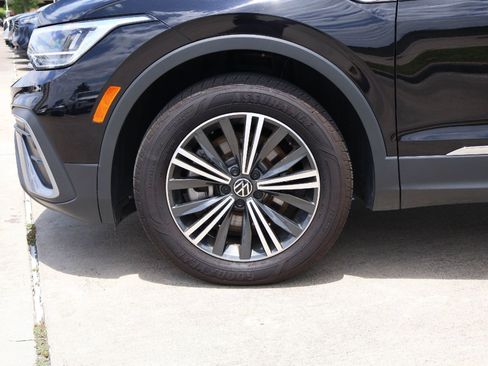 Used 2024 Volkswagen Tiguan Wolfsburg Edition AWD/4WD image 8